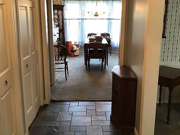 5th image of 151 Crestview Dr
