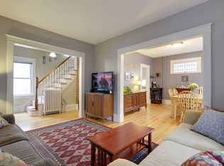1237 Hague Ave, Saint Paul, MN 55104