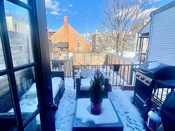 4th image of 522 23rd St #1