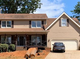 2011 Hunters Walk Ct, Lawrenceville, GA 30044