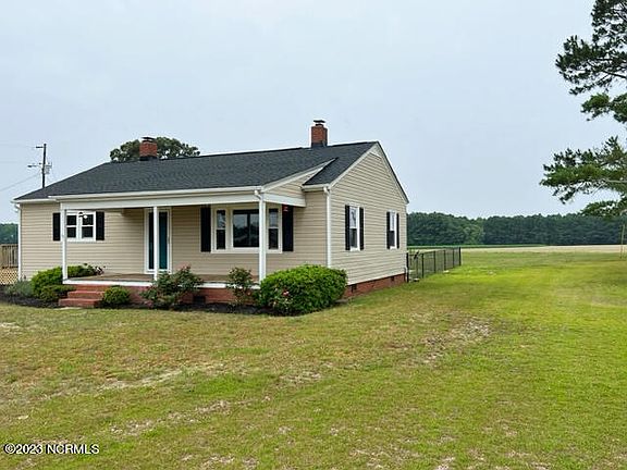 2nd image of 1313 Acorn Hill Road
