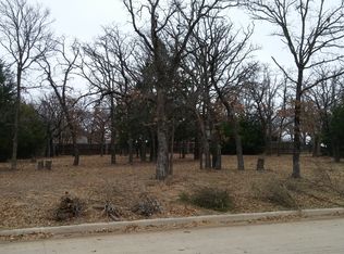 1413 Briar Crossing Dr, Decatur, TX 76234