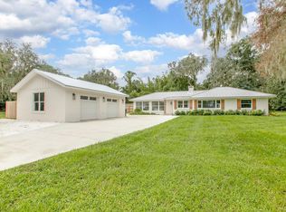 2210 E New York Ave, Deland, FL 32724
