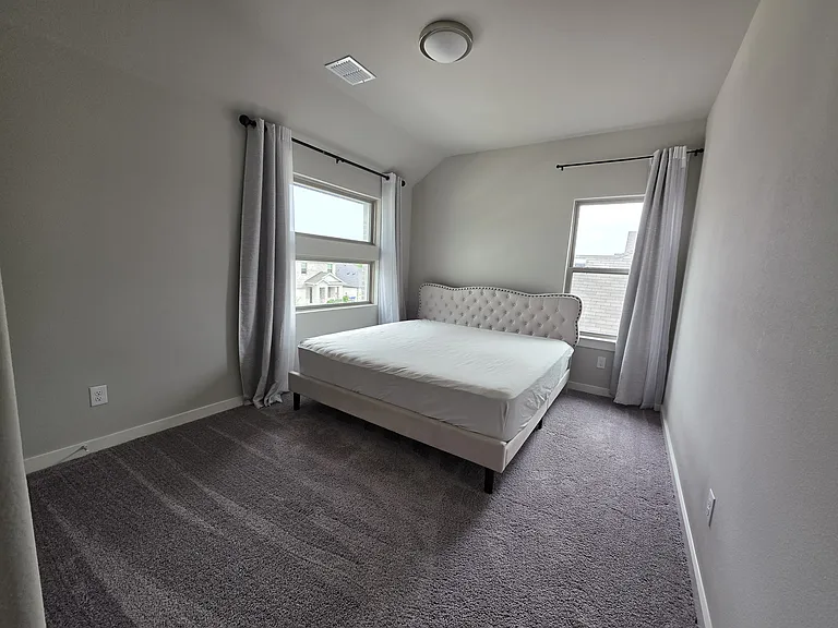 1334 Great Sand Dune St — Photo 6