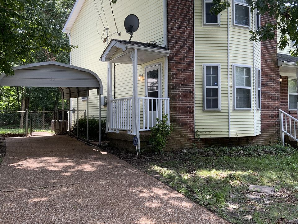 1st image of 1105 Waggoner Ct W