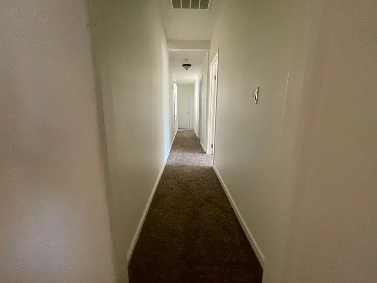 720 E Lassen Ave — Photo 8
