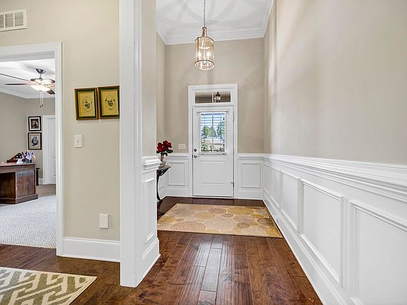 4th image of 120 Golf View Bnd