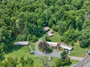 261 Schipps Ln, Mount Bethel, PA 18343