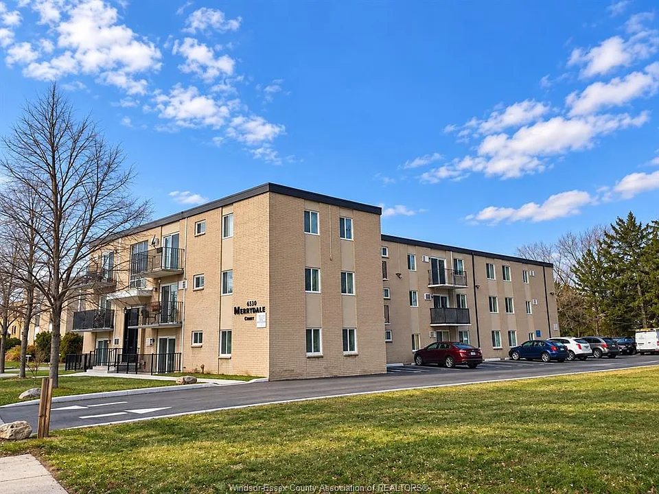6530 Wyandotte St E #307