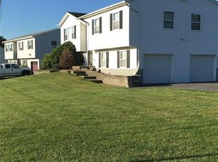 401 Plum Ct, Newburgh, NY 12550