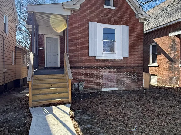 310 E Arcadia Ave, Peoria, IL 61603