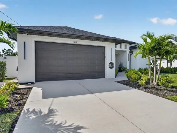 4211 10th St SW, Lehigh Acres, FL 33976