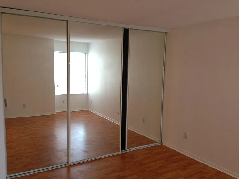 3454 Castle Glen Dr #126 — Photo 8