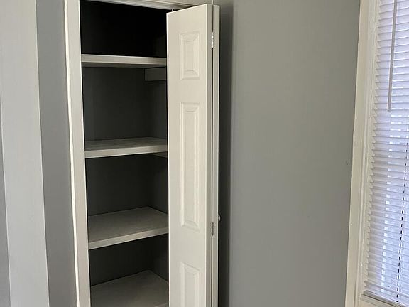 4th image of 35598 Belle Haven Rd
