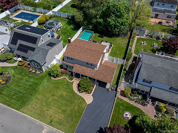 2nd image of 31 Jean Drive