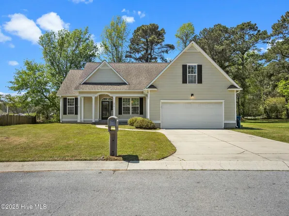 1914 Widgeon Drive, Morehead City, NC 28557