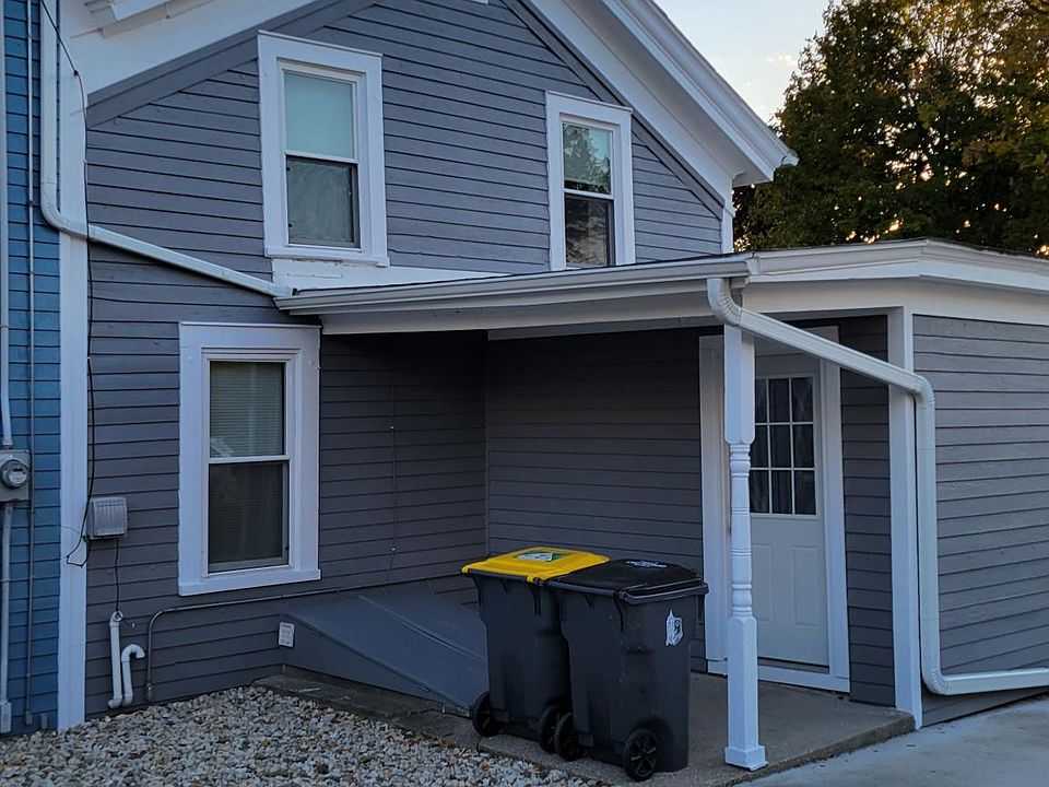 Backdoor Access to Mudroom/Office Area
