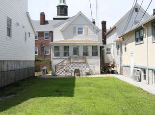323 Beach 92 St, Rockaway Beach, NY 11693