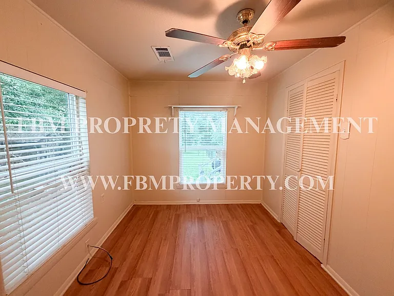 1526 E FM 813 — Photo 20