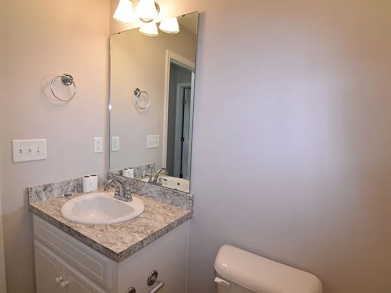 1942 Sapphire Rd — Photo 19