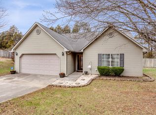 7633 Berrycoat Dr, Corryton, TN 37721
