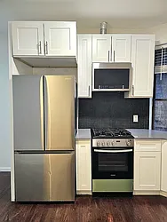 532 Ninth Avenue, #2D