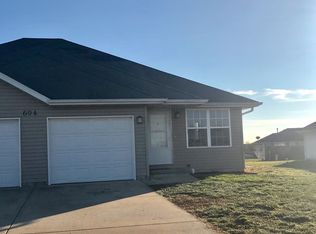 604B W Kimberly Ct, Clever, MO 65631
