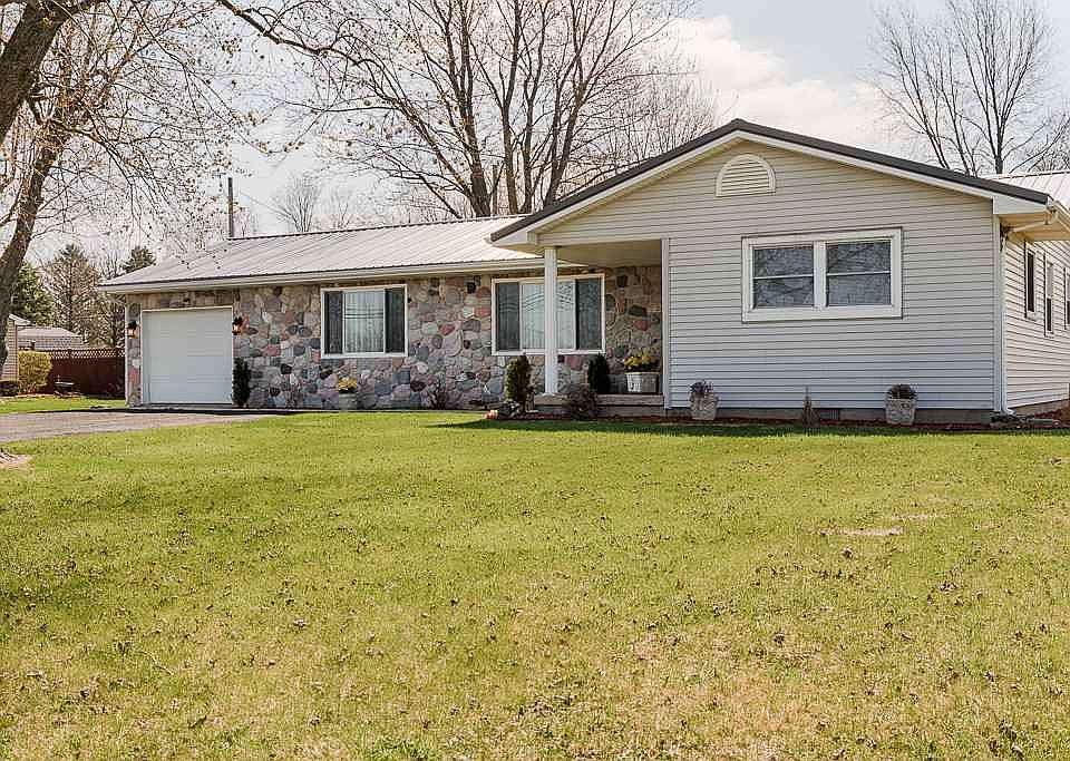 1st image of 21 Northcliff Dr