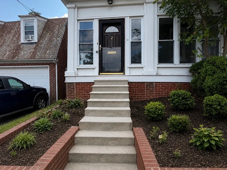 2 W 25th St