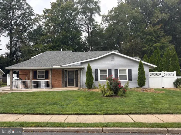 20 Queens Way, Newark, DE 19713