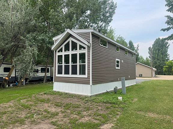 2nd image of 21588 Gull Lake Loop Rd NE #22