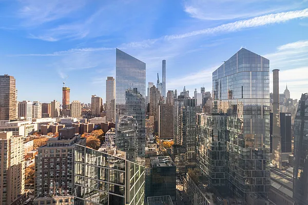 Rented by Nest Seekers International | media 26