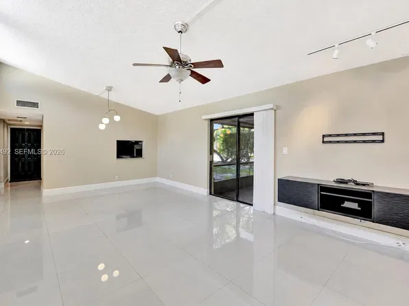 5701 Swordfish Cir, Fort Lauderdale, FL 33319