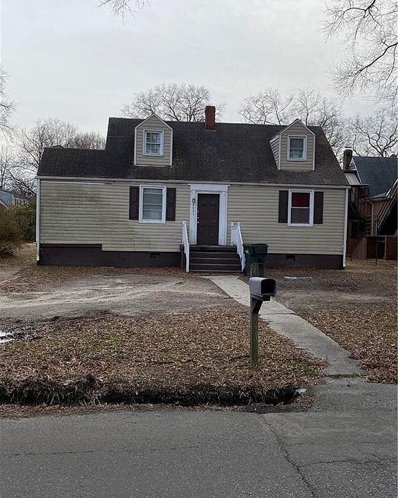 1st image of 3451 Chapel Dr