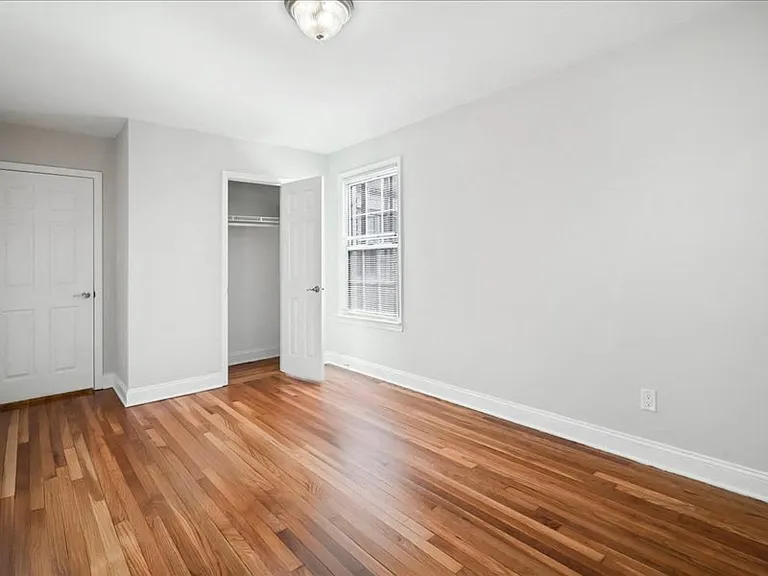 Ridge Gardens Apartments — Photo 25
