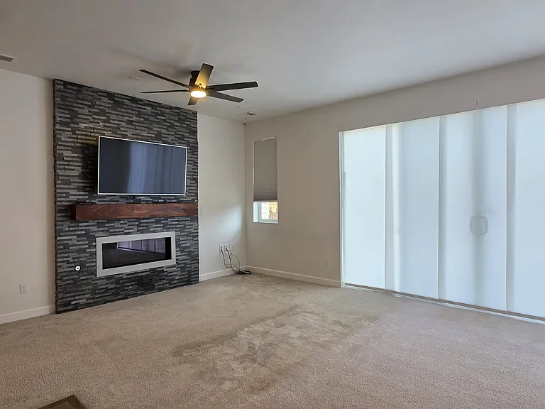 25606 E Bayaud Ave — Photo 13