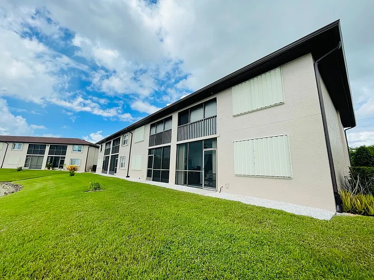 25100 Sandhill Blvd #Q201 — Photo 17