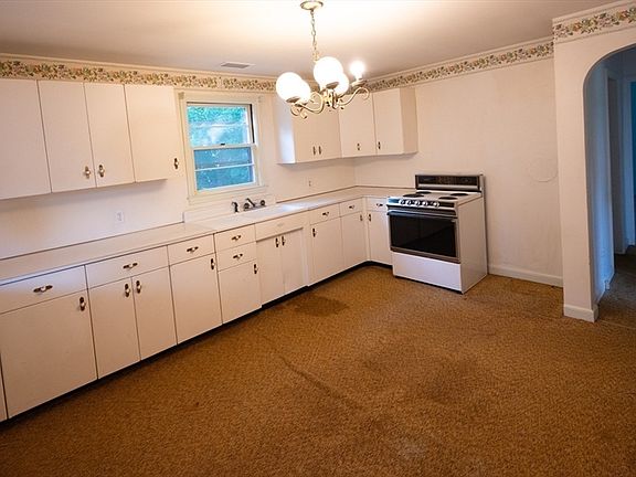 4th image of 184 Chester St