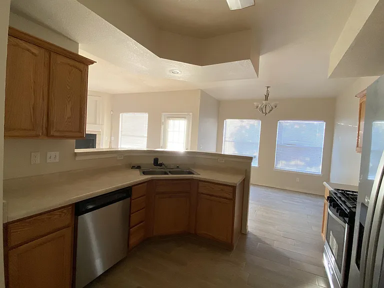600 Missy Ct — Photo 7