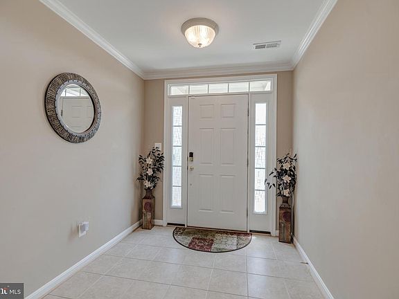 3rd image of 9252 Cascade Falls Dr