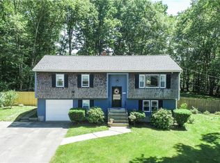 567 County St, Seekonk, MA 02771