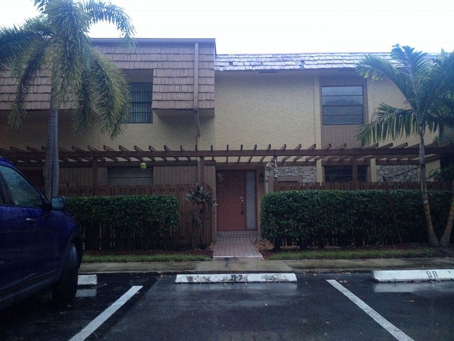 1st image of 1154 N University Dr