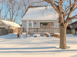 2232 Queensway Dr, Burlington, ON