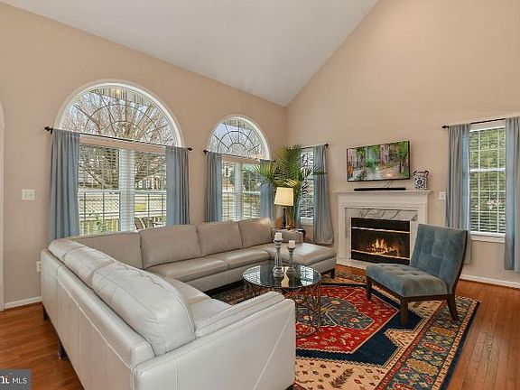 4th image of 3405 Rebecca Jane Way