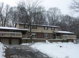 21245 Mary Lynn Dr, Brookfield, WI 53045