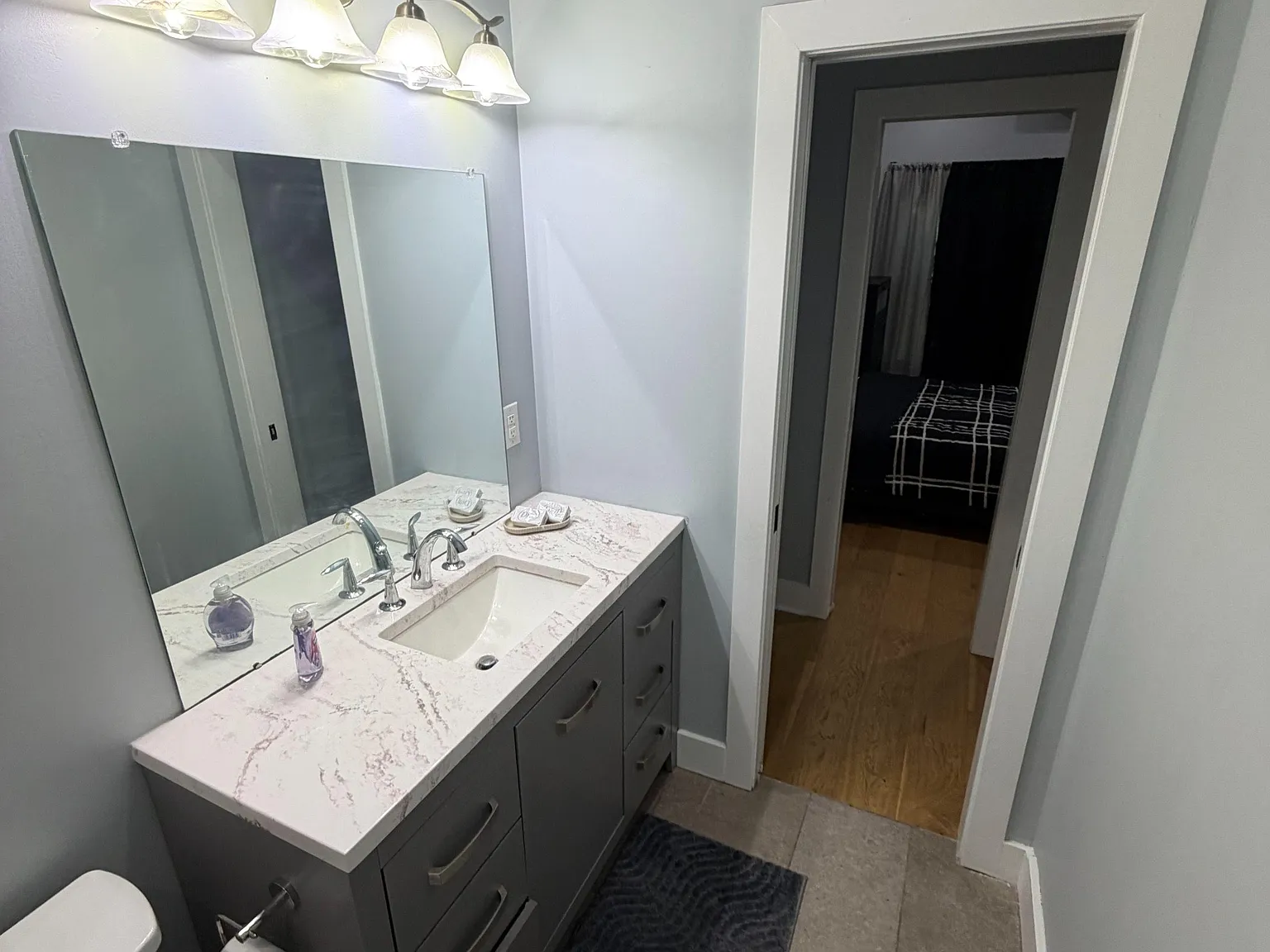 4 bed, 2.5 bath, 1700 sqft, $1,481 — Photo 2