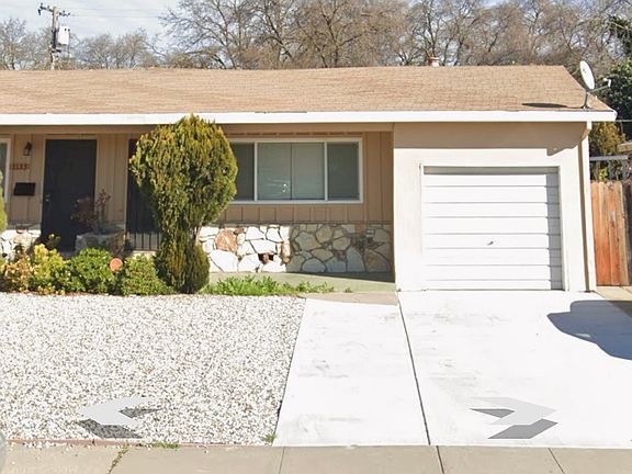 2nd image of 1133 Casilada Way #1135