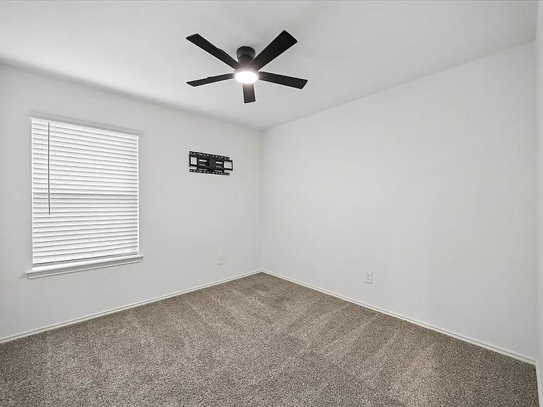16691 Lonely Pines Dr — Photo 21