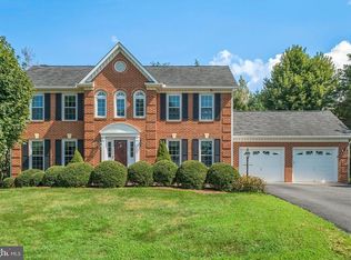 9903 Cobblestone Dr, Warrenton, VA 20186