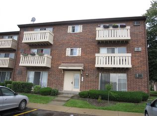 1120 Copperfield Ln APT C, Schaumburg, IL 60193